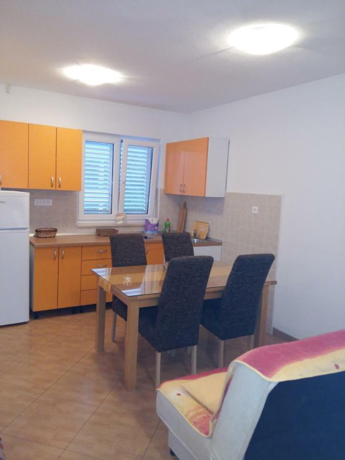 Apartmani Slavica Makarska Eksteriør billede